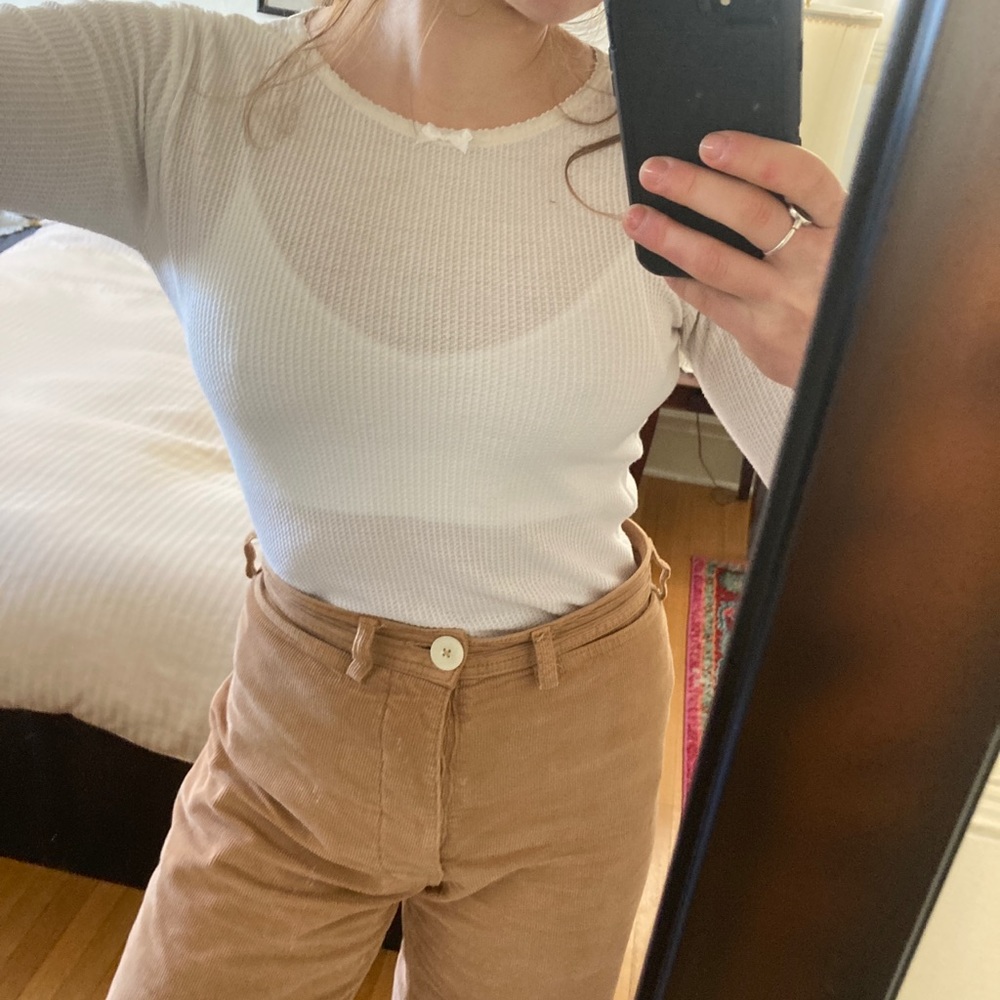 Vintage thermal white tee with bow